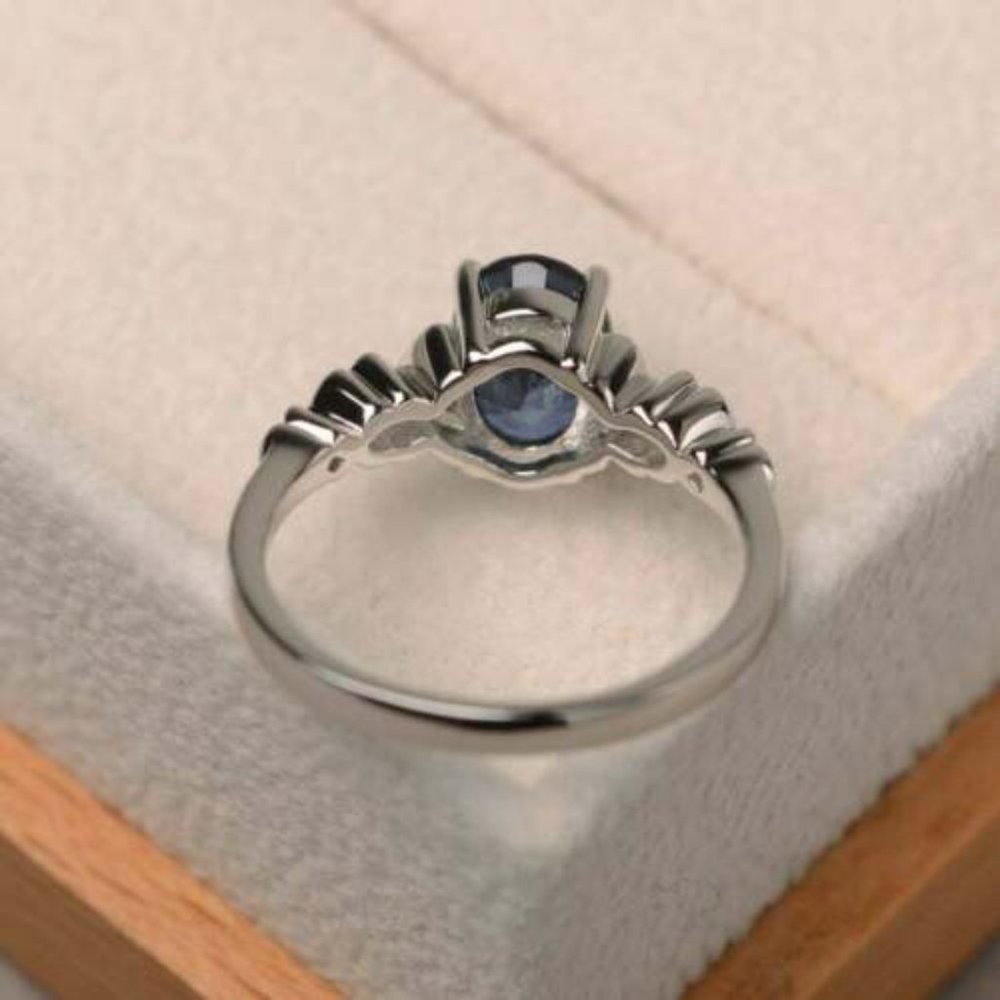 NWOT Dainty Silver Oval Cut Blue Sapphire Ring - Picture 4 of 5